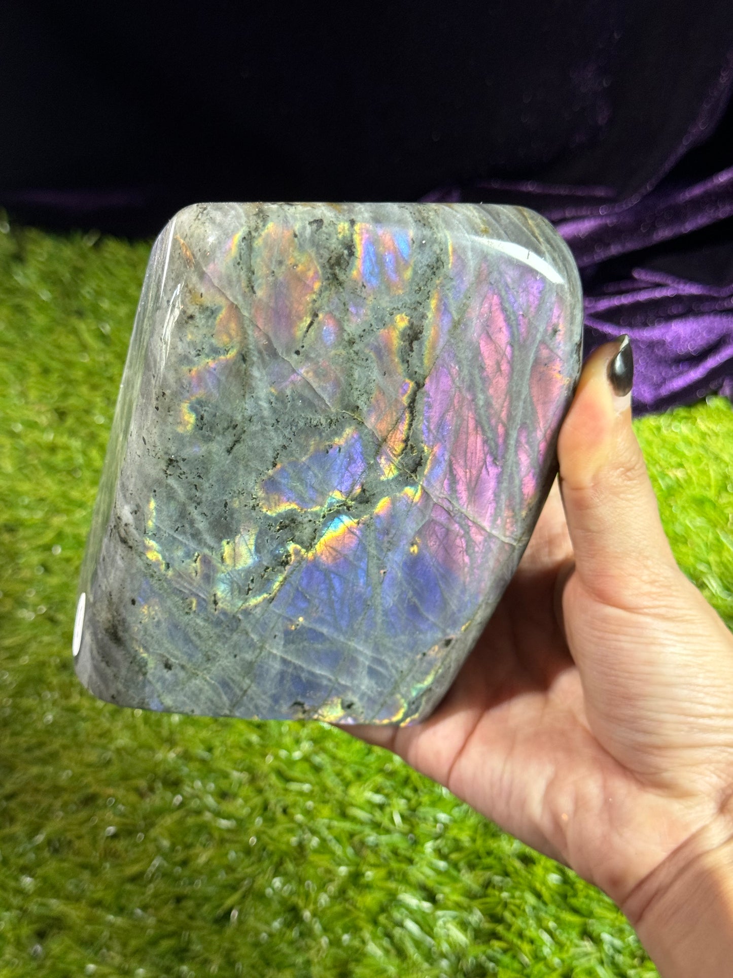 Labradorite Block w Rainbow Flash